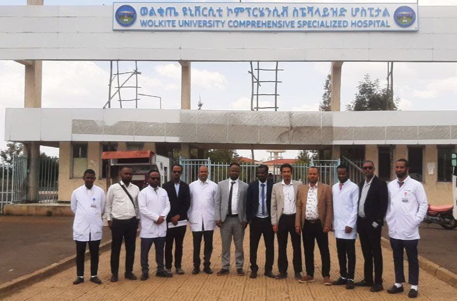 ለመምህራን እና ለተመራቂ ሀኪሞች እንኳን ደስ ያላችሁ